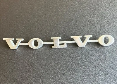 Volvo 140 1969-1973 insignia maletero emblema original 142 145 Foto 1 de 2