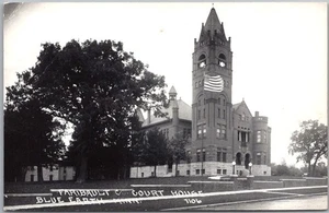 c1940s BLUE EARTH, Minnesota Photo RPPC Postcard FARIBAULT COUNTY COURT HOUSE - Picture 1 of 2