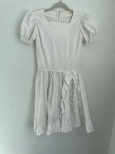 Vestido vintage de encaje con ojales línea A volantes manga corta abullonada hasta la rodilla pequeño - Imagen 1 de 8