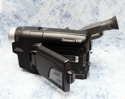 JVC GR-FXM16 Camcorder Black 50x Zoom 2.5" LCD Retro VHSC Video Camera - Image 1 of 4