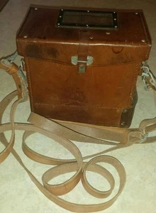 DP-66 BROWN LEATHER MAGIC JEWELLERY VINTAGE BOX,1960  CASE  STRAP DEFECT - Picture 1 of 12