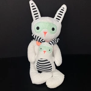 Target GC Occhiali Peluche Coniglietto Bianco Nero Rigato Capo Stella con Sonaglio Bambino - Foto 1 di 5