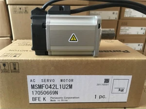 MSMF042L1U2M Servomotore a corrente alternata 60mm 400w 3000rpm 1,27Nm - Foto 1 di 2