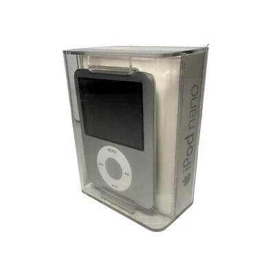 Vintage Rare Apple iPod Nano 3rd Generation 4GB Silver - Image 1 of 4