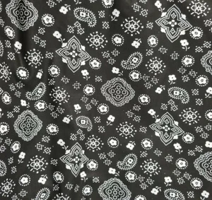 4.5 Yards Black with White Paisley Print Polycotton Polyester Cotton Blend - Picture 1 of 3
