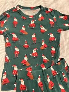 Gap Christmas PJs Pajama 6 Multi-cultural Santa Green LS Two-piece Holiday - Picture 1 of 5