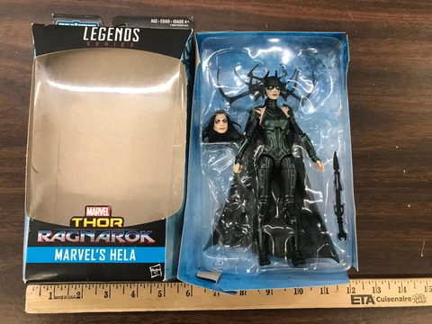 Marvel Legends Thor Ragnarok Hela Gladiator Hulk Series no baf Cover
