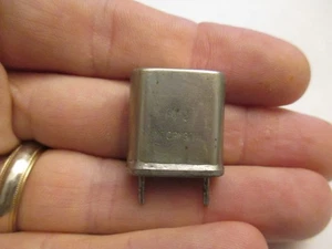 Radio de cuarzo cristal 32500 KC kHz 32,500 MC MHz HC-6/U 3OT - Imagen 1 de 4