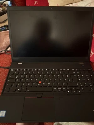 Lenovo ThinkPad T590 15,6 Zoll (39,6 cm) (512GB SSD, Intel Core i5 8. Gen, 16GB) - Bild 1 von 3