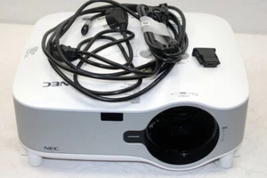 *NEC NP3150*3-LCD Beamer Projektor 5000 600:1 Lumen Lens-Shift WLAN Warping DVI - Bild 1 von 9