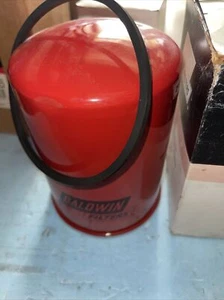 BALDWIN,OIL FILTER,REPLACES:JOHN DEERE AR101278,AR98329;P/N BT-486. - Picture 1 of 8