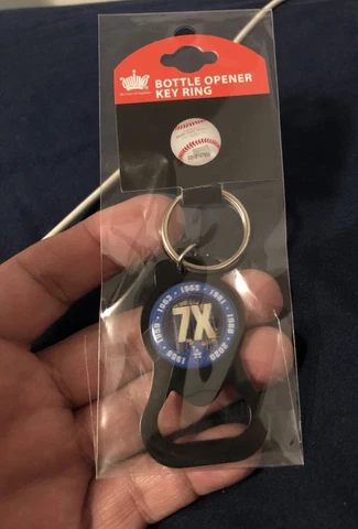 Los Angeles Dodgers  2020 World Series 7X Bottle Opener / Keyring Cover