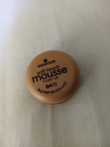 Essence Soft Touch Mousse Make Up, 04 Matt Ivory, NEU!  - Bild 1 von 2