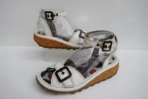 FLY,LONDON "TRIO" OFF WHITE LEATHER/LEATHER LINED LOW WEDGE BUCKLE SANDALS UK 5 - Picture 1 of 16