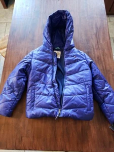 Nuevo Abrigo de Invierno Tommy Hilfiger Púrpura Puffer - Jóvenes Niñas Talla 7 - Imagen 1 de 5