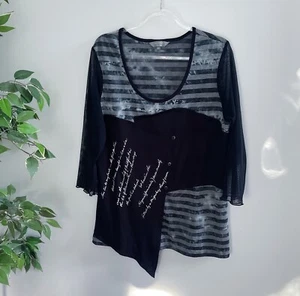 Spirit Wardrobe Women's Size M Tshirt Top 3/4 Mesh Sleeve Black Assymetric Hem - Picture 1 of 10