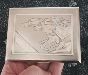 RACING GREYHOUNDS CECIL ALDIN SOLID SILVER CIGARETTE CASE BIRMINGHAM 1933 - Foto 1 di 6