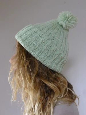 Gorro de punto acanalado a mano de lana verde vintage sin usar pompón nuevo sin etiquetas Foto 1 de 4