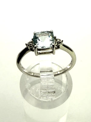 10k white gold .79ct aquamarine .006 dia ring sz 7-1.6 grams retail $499 #804 - Image 1 of 4