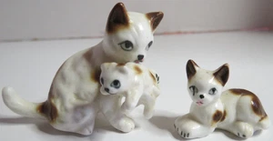 Mama Calico Cat with 2 Kitties - Pair of 2 Figurines - Picture 1 of 5