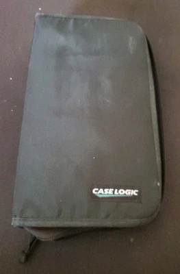 Estuche de almacenamiento Case Logic 64 discos cremallera alrededor CD/DVD/Blu-Ray cartera carpeta, negro Foto 1 de 4