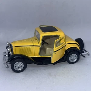 5" Kinsmart 1932 Ford 3-Window Coupe 1:34 Diecast Modell gelb Auto Spielzeug A2 - Bild 1 von 12