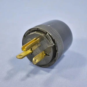 Pass & Seymour Black Straight Blade Plug 20A 125V NEMA 5-20P 5-20 Bulk 5765-BK - Picture 1 of 4
