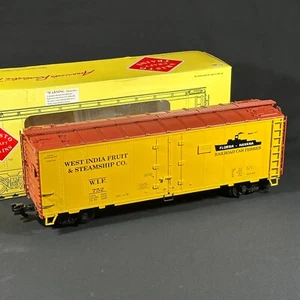 Aristo-Craft #46224 - 1:29 Scale - Steelside Reefer Car - West India Fruit - NOS - Picture 1 of 10
