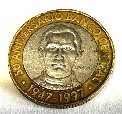 1997 Dominican Republic 5 Peso coin UNC    World Coin    Bimetallic    #K1161 - Image 1 of 2