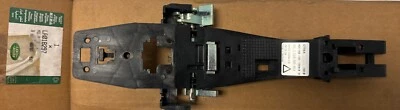 LAND ROVER LR2 LR3 LR4 范围 ROVER 右后门把手底座 原始设备制造商 全新 — 第 1/3 张图片