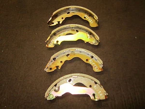 NEU !!!  HYUNDAI BREMSBACKEN  58305-29A00  5830529A00 - Bild 1 von 2