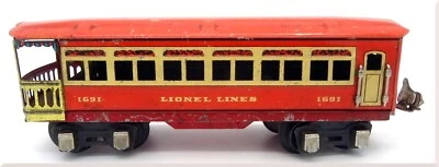 Vintage Red Pre-War O Scale Train Passenger Car 1691 8" Lionel Lines Good - Image 1 of 4