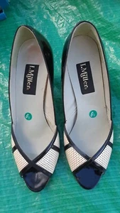 Pumps size 6.5 Vintage NEW L. Miller Cream and black patent Casual Shoes, - Picture 1 of 2