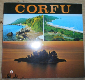 Guide touristique Corfou années 1970 en couleur écrit en 5 langues