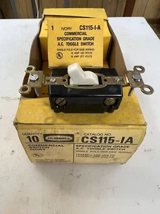 (8 )Hubbell CS115-IA Commercial A.C. Toggle Switch 15 Amp 120/277V(New Old Stock - Picture 1 of 1