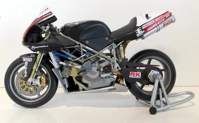 Minichamps 1/12 Scale diecast - 122 021207 Ducati 998 R WSB Imola Chili NCR - Image 1 of 4