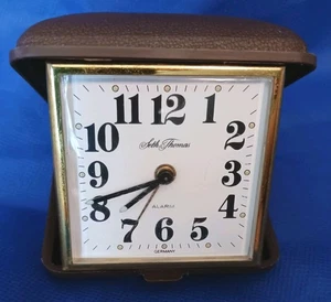 Vintage Seth Thomas Glow in the Dark, Aufzieh-, Reisewecker, Deutschland, funktioniert  - Bild 1 von 19