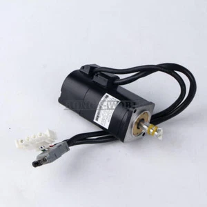 one NEW Yaskawa servo motor SGMAH-01BAA61 - Picture 1 of 1