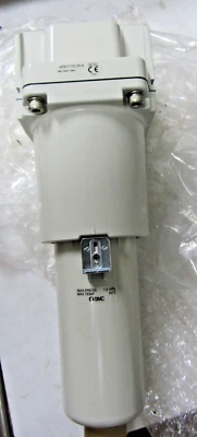 ✌️NEW SMC AF60-F10D-2R-A PNEUMATIC FILTER WITH AUTO DRAIN 1" NPT 150PSI - Image 1 of 4