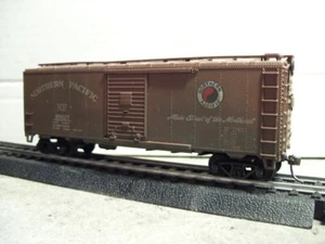 Athearn 40' Single Door Boxcar Northern Pacific NP#15827 Train Kadees - Bild 1 von 4