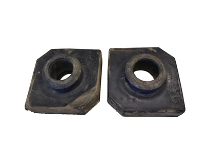 Juego de 2 cojines aislantes de radiador superior Ford F250 F350 E150 E250 E350 Foto 1 de 4