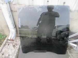 00-04 Dakota Quad Cab RH Rear Door Glass - Picture 1 of 3
