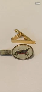 ANTIQUE CAR TIE CLIP GOLDTONE WHITE, RED, BLACK and extra clip of gold metal - Picture 1 of 5
