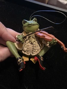Anthropomorphic Frog Figurine Playing Violin 3” Resin - Picture 1 of 12