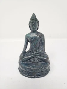 Indonesische/balinesische handgefertigte Schmiedeeisen Medium betende Buddha Statue braun - Bild 1 von 1