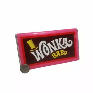 "Réplica de utilería ""Wonka Bar"" de caramelo Willy Wonka | SOLO EXHIBICIÓN | Más boleto dorado - Imagen 1 de 4