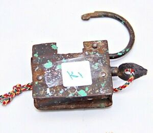 Antique Authentic Lock Key Padlock India Iron Old Tool Collectible Decorative K1