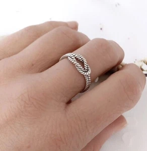 Damen Keltischer Knoten Ring in Sterling Silber, Freundschaft Liebe Maritim Knoten Ring - Bild 1 von 8