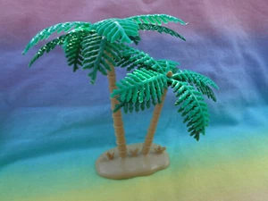 Toys"R"Us Coconut Palm Tree Artificial Miniature Plastic Diorama - Picture 1 of 7