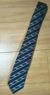 Gucci Neck Tie Skinny Navy White Stripe 100%Silk Italy unused mint gift - Image 1 of 4